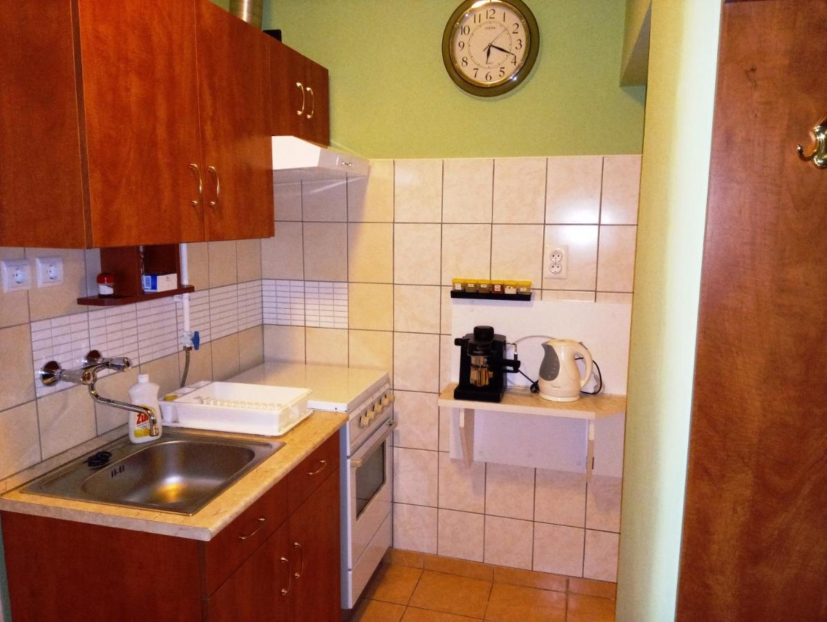 Szivarvany Apartman Gyula Ngoại thất bức ảnh